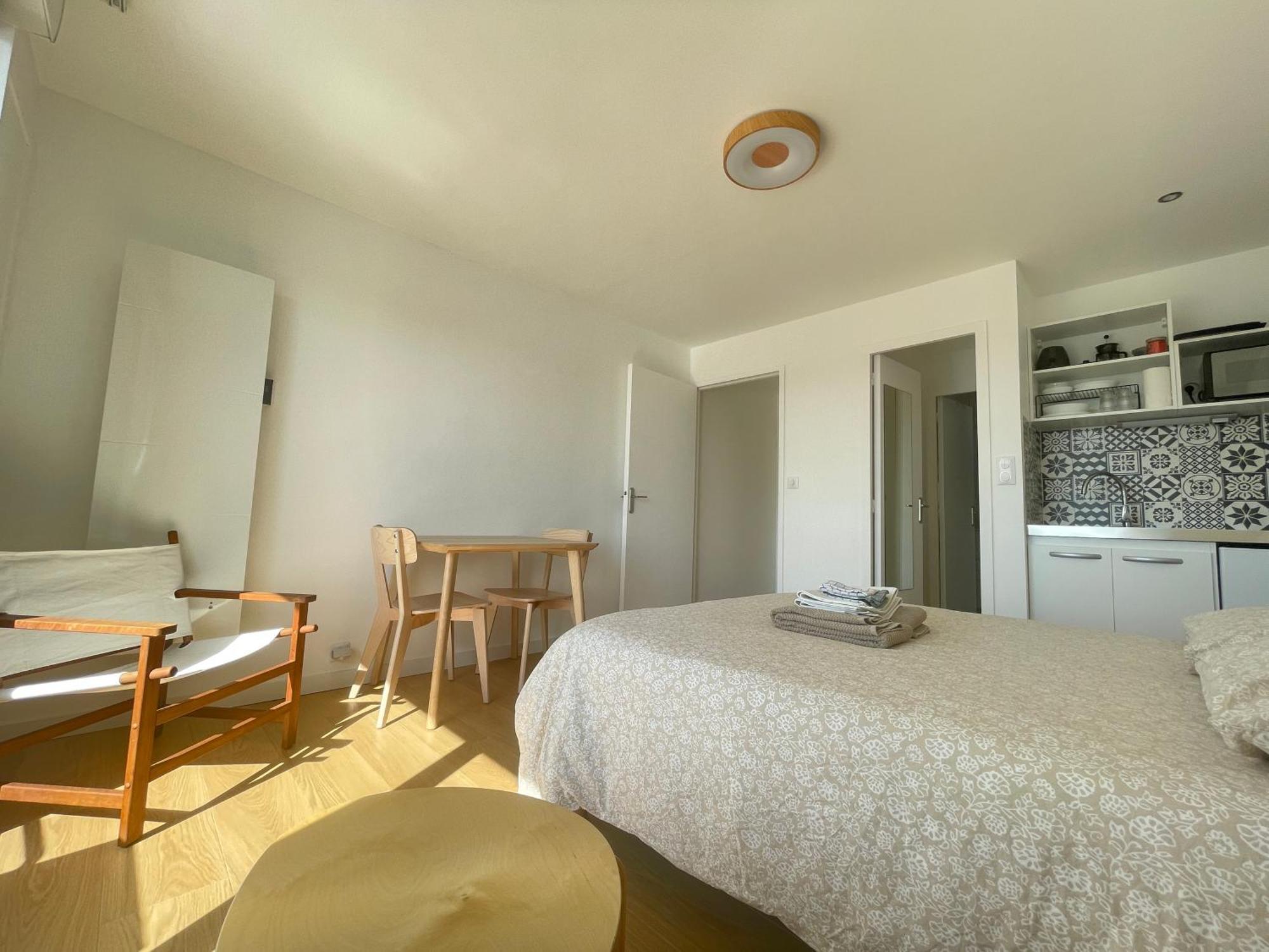 Studio - Balcon - Bord De Mer Courseulles-sur-Mer Extérieur photo